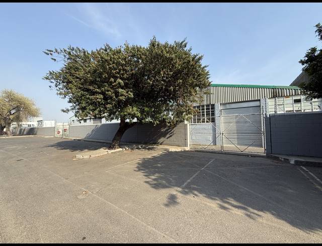 3,544M² WAREHOUSE TO LET IN EPPING INDUSTRIAL